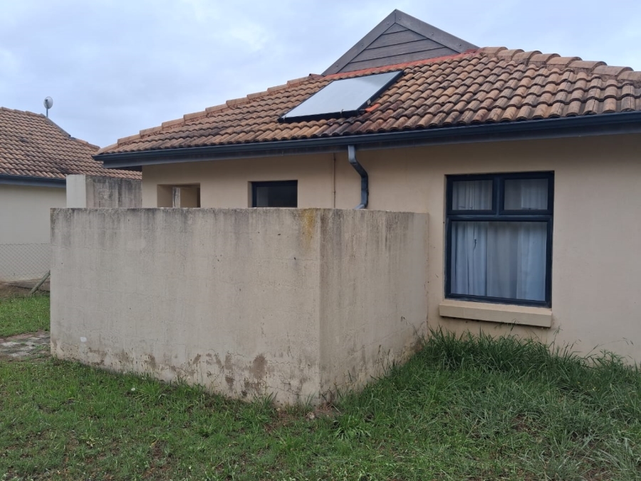 To Let 2 Bedroom Property for Rent in Kidds Beach Eastern Cape